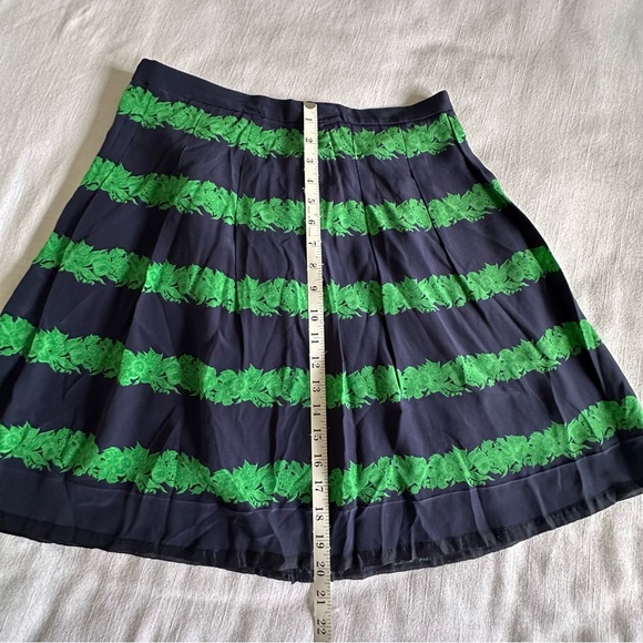 J.Crew Pleated Silk Skirt Navy Green Beanstalk Stripe Womens Sz 6 Office Preppy - Picture 7 of 12